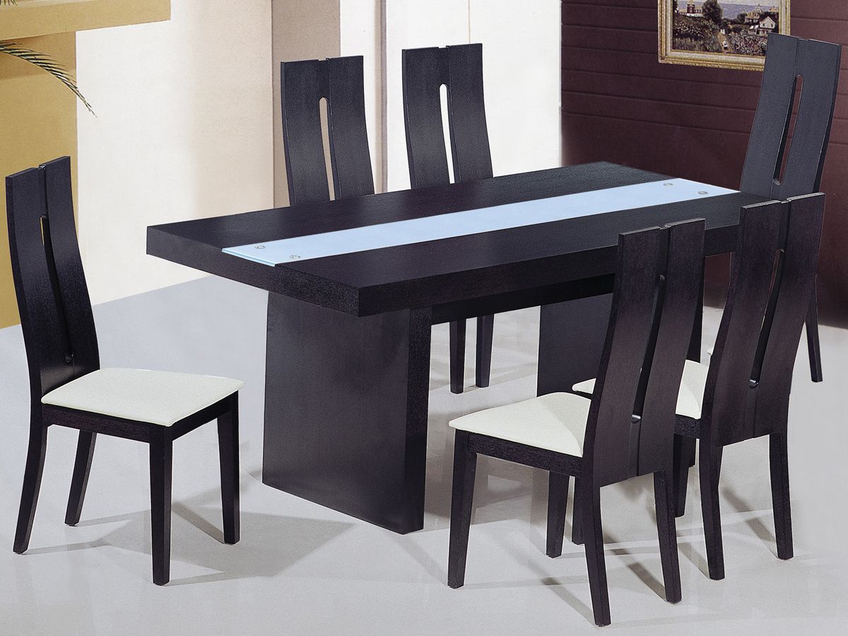 Beautiful dinning table set