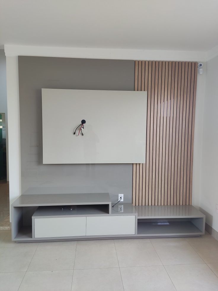 101/12 tv stand