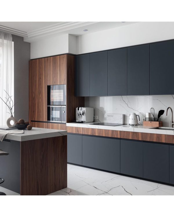 Modern straight shaped kitchen