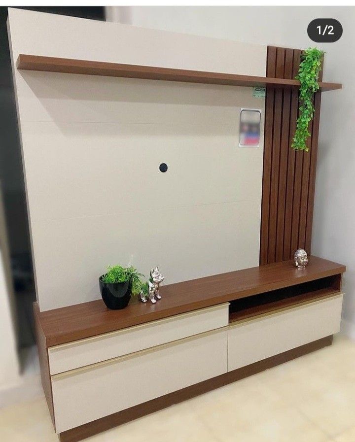 102/12 tv stand