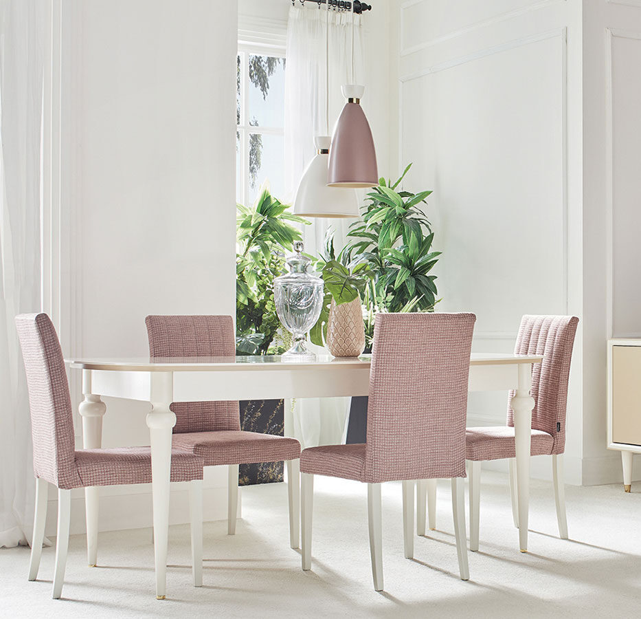 103/02 dining table set