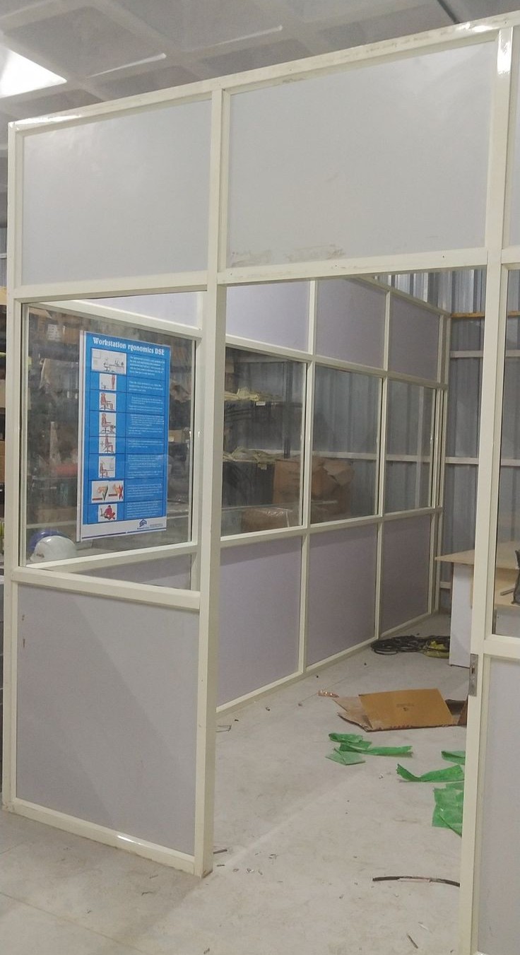 aluminium office partition