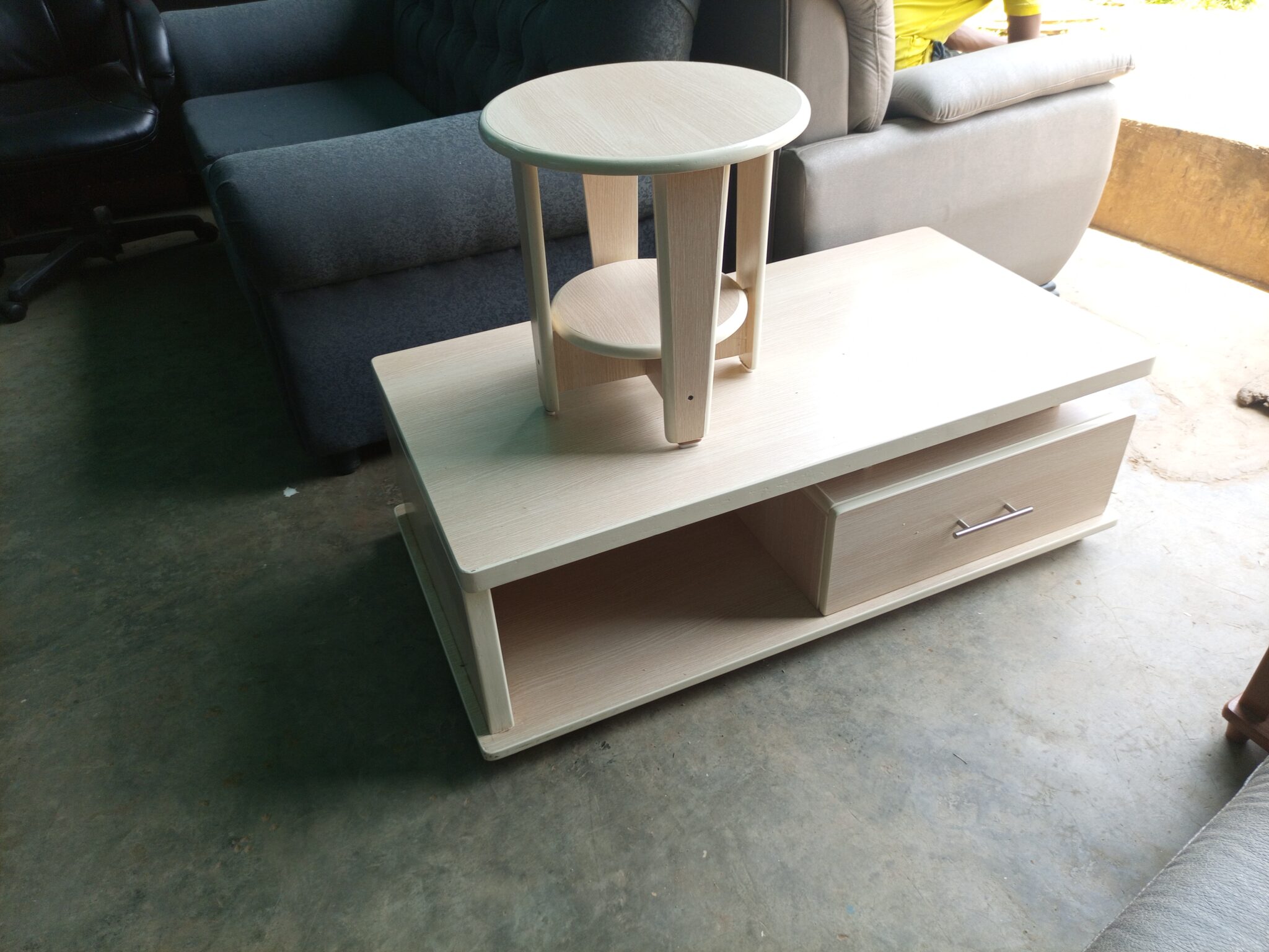 101/12 modern light-colored wood coffee table