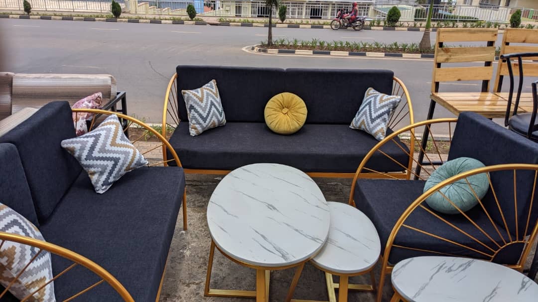 101/12 modern outdoor furniture set