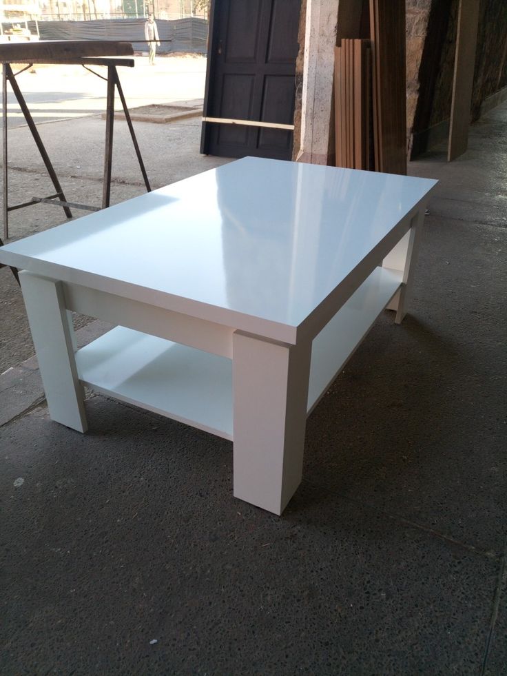 101/07 white wooden coffee table