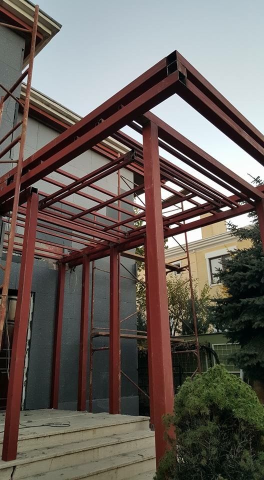 Steel frame construction