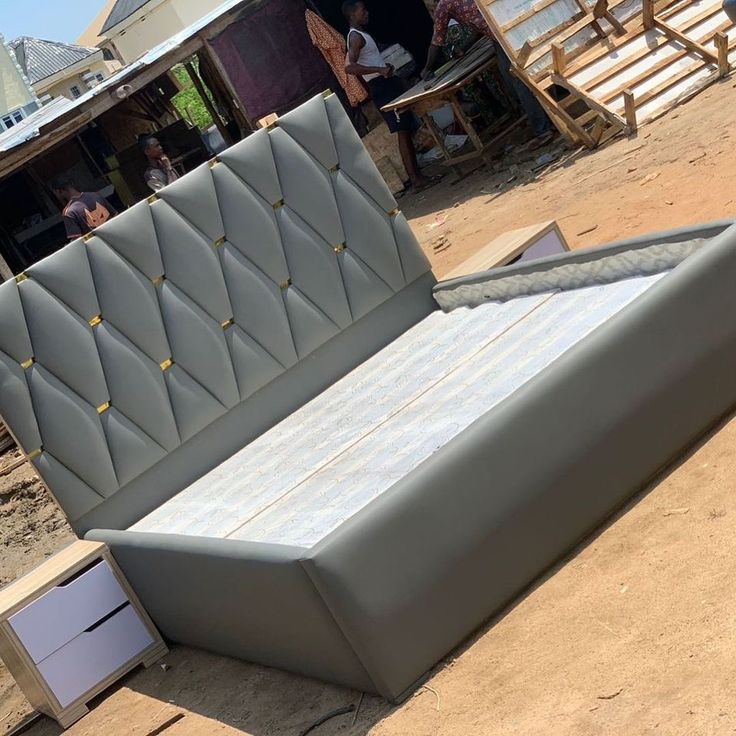 Modern style living sofa