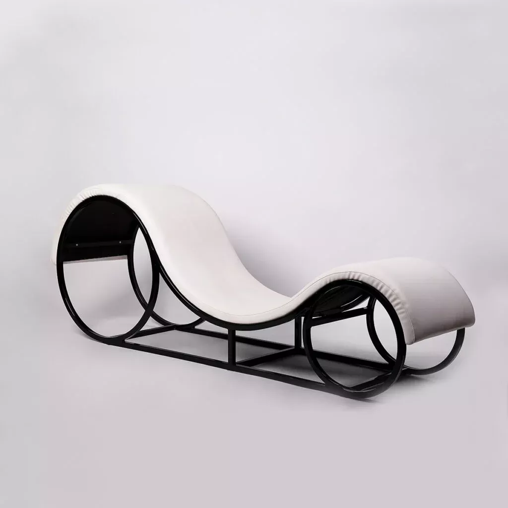 Tantric chaise lounge