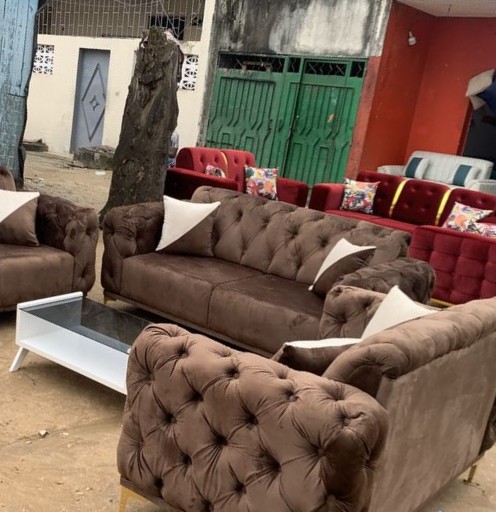 101/11 brown velvet tufted Chesterfield sofa set