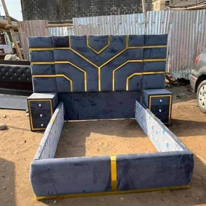 modern upholstered bed set