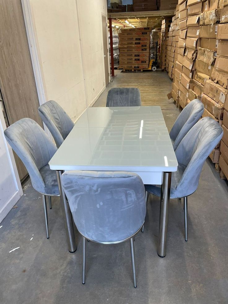 Dinning table