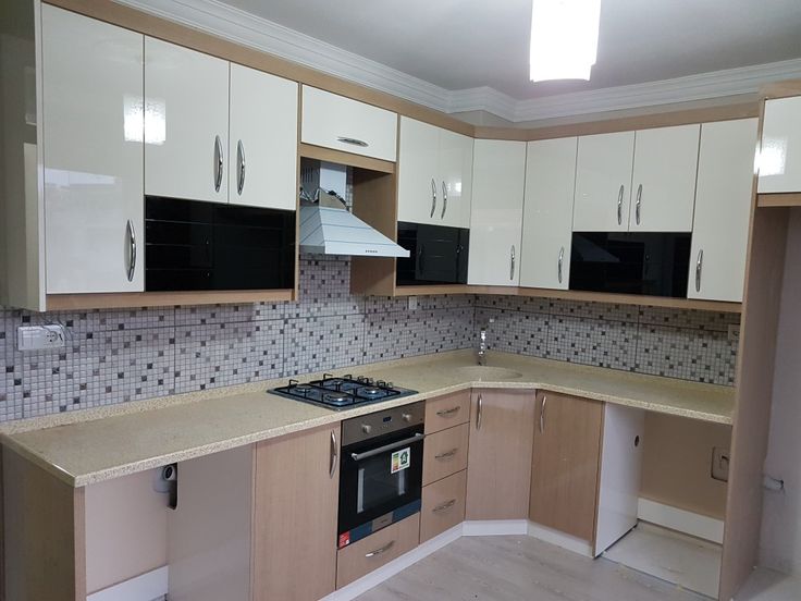 modern L-shaped modular kitchen