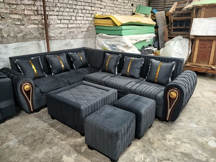 L-shaped sectional set