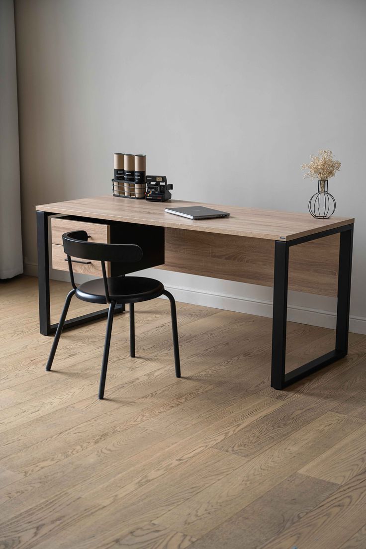 computer desk