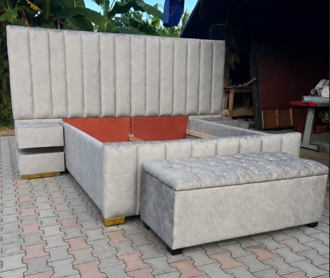 114/09 upholstered bed frame